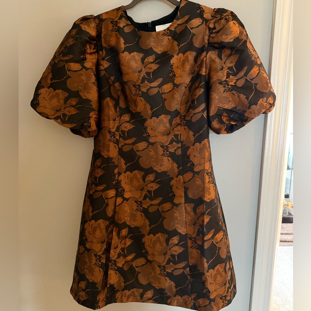 Hyacinth House Tuckernuck Dress size M Copper